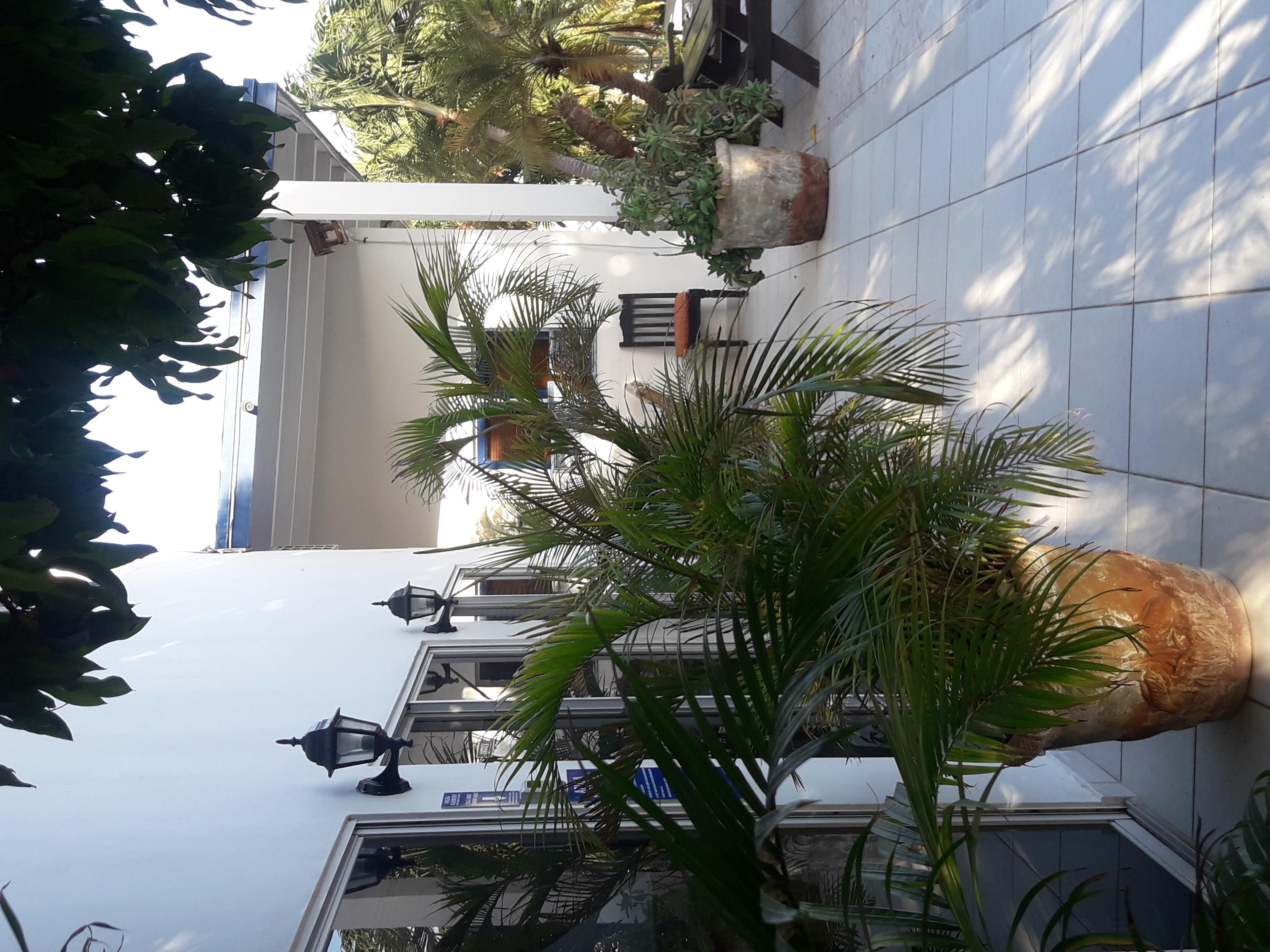אורנג'סטאד Palmita Hotel Hostel מראה חיצוני תמונה